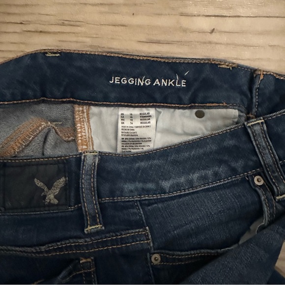 American Eagle Ankle Jeggings - Picture 5 of 6
